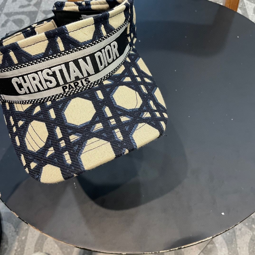 Christian Dior Caps